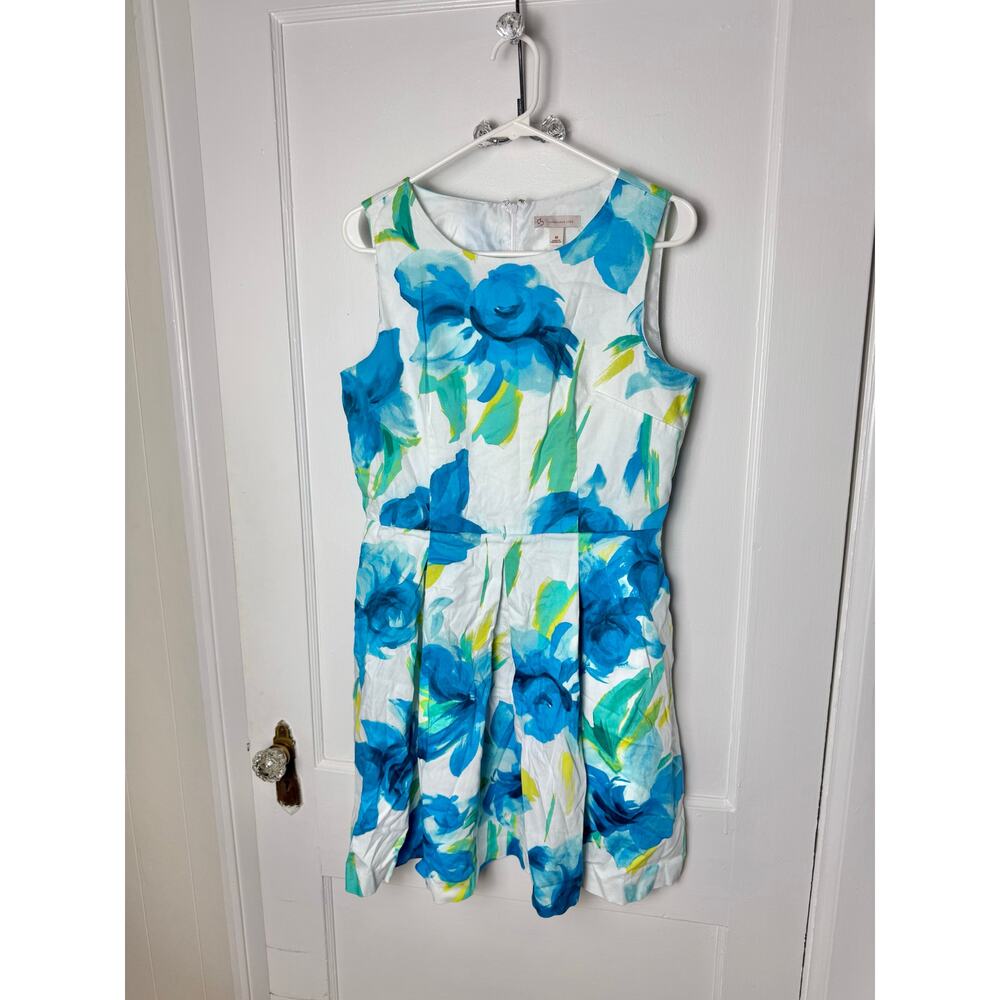 Dressbarn Dress Women's 10 Blue White Short A-line Sleeveless Pleated Dressy